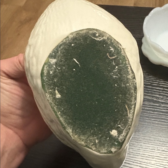 White swan flower pot - Picture 4 of 4